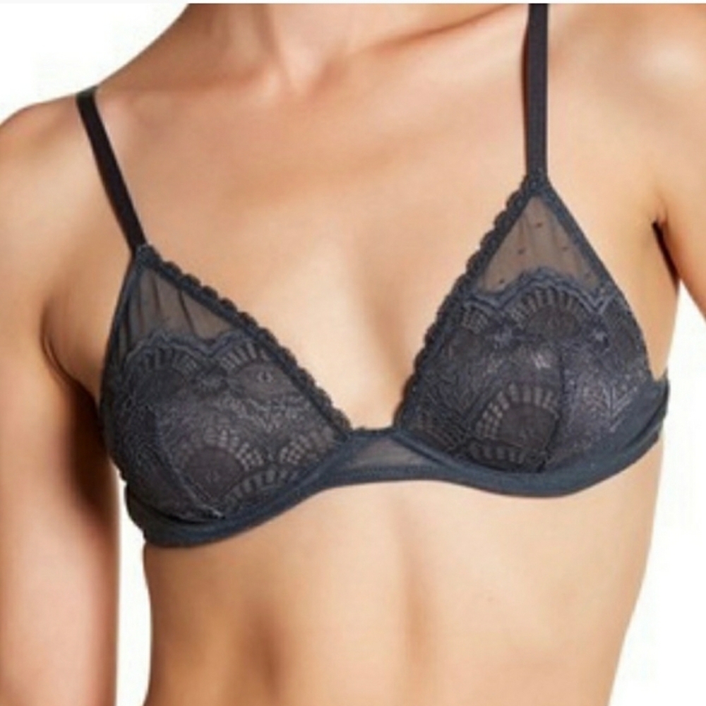 NWT Free People Embrace Lace Underwire Bralette